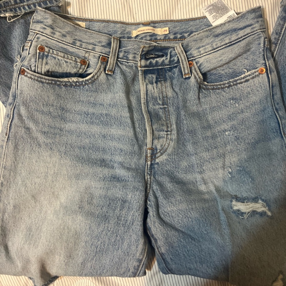 High rise mom jeans Levy’s